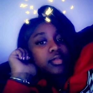 Meet your Posher, Nique